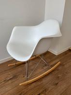 Replica Eames schommelstoel, Huis en Inrichting, Gebruikt, Ophalen of Verzenden, Wit, Eén