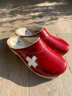 Medische klompen Tjoelup, Nieuw, Ophalen of Verzenden, Werkschoenen, Rood