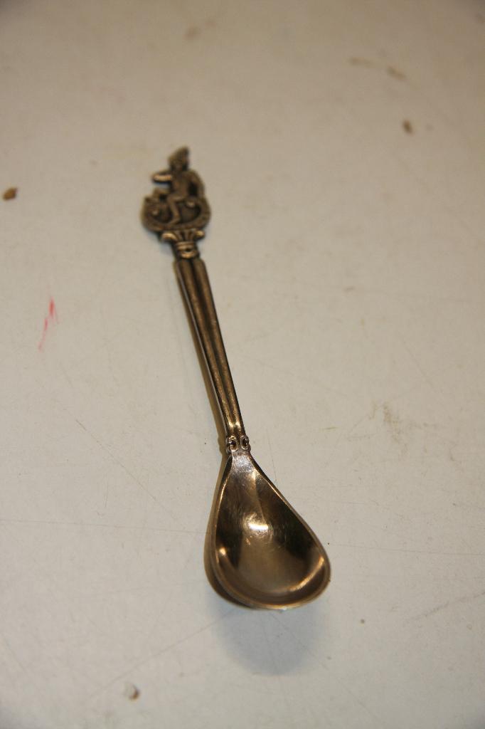 efteling lepeltje verzamel object (254), Verzamelen, Efteling, Gebruikt, Gebruiksvoorwerp, Ophalen of Verzenden