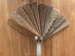 Bunch met staaltjes tapijt vloerbedekking - bruin terra (2), Huis en Inrichting, Stoffering | Tapijten en Kleden, Minder dan 50 cm