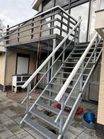 Trap met bordes, Doe-het-zelf en Verbouw, Ophalen of Verzenden, Gebruikt, IJzer