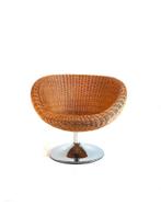 Vintage rotan draaifauteuil ‘80, Huis en Inrichting, Fauteuils, Vintage retro buisframe design rotan webbing papercord deens, 75 tot 100 cm