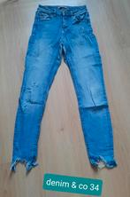 Blauwe spijkerbroek denim & co 34/ ripped jeans, Blauw, Ophalen of Verzenden, W27 (confectie 34) of kleiner, Zo goed als nieuw