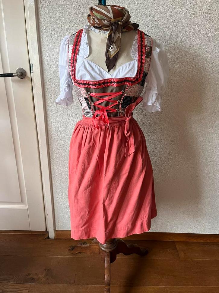 Originele Kruger Dirndl met bijpassende blouse maat 40 Nieuw, Kleding | Dames, Carnavalskleding en Feestkleding, Nieuw, Kleding