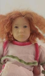 Design popje Annette Himstedt kleine Mirte 24 cm, Verzamelen, Poppen, Ophalen of Verzenden, Zo goed als nieuw, Pop