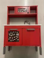 Kinderkeuken met oplichtende kookplaten met krukje, Ophalen, Gebruikt, Hout, Speelkeuken