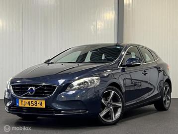 Volvo V40 1.6 D2 Momentum Bus. [ xenon cruise BLIS ] beschikbaar voor biedingen