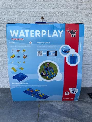 Funland: Waterspeelbaan (groot en opvouwbaar) beschikbaar voor biedingen