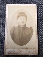 CDV, Vrouw, A.D. Prummel, Veendam, Carte de Visite 2, Verzamelen, Foto's en Prenten, Ophalen of Verzenden, Voor 1940, Gebruikt