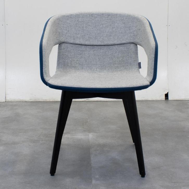 Gestoffeerde Vergaderstoel, Huis en Inrichting, Stoelen, Gebruikt, Eén, Grijs, Ophalen