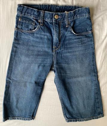 2 jongens korte broeken en 2 maillots, maat 128, los te koop beschikbaar voor biedingen