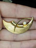 prachtige vintage Amerikaanse broche in verguld, Ophalen of Verzenden, Zo goed als nieuw, Goud, Overige materialen