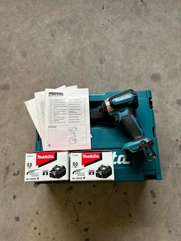 Nieuwe Makita DTD153 incl accu’s en M box beschikbaar voor biedingen