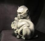 Antieke Pfeffer Gotha porselein apen, ca 1920; perfect!, Verzenden