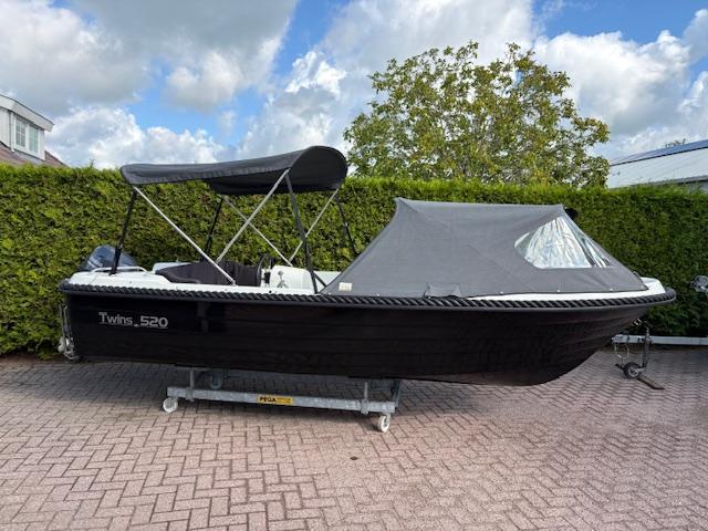Twins 520 met Yamaha 15 PK 4 Takt (bj 2020), Watersport en Boten, Sloepen, Gebruikt, Minder dan 3 meter, Overige brandstoffen