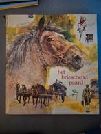 Brieschend paard., Boeken, Ophalen of Verzenden, Gelezen