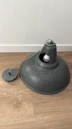 Mooie hanglampen 2 stuks, Huis en Inrichting, Lampen | Hanglampen, Gebruikt, Ophalen of Verzenden, Industrieel, Metaal