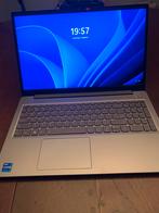 Windows laptop zo goed als nieuw - Lenovo IdeaPad Slim 3, Computers en Software, Windows Laptops, Ophalen, Zo goed als nieuw
