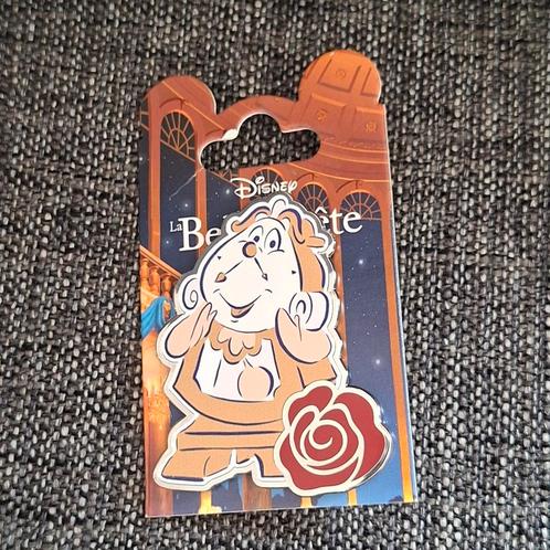 Pendule Belle en het Beest pin - Disneyland Parijs (nieuw), Verzamelen, Speldjes, Pins en Buttons, Nieuw, Speldje of Pin, Ophalen of Verzenden