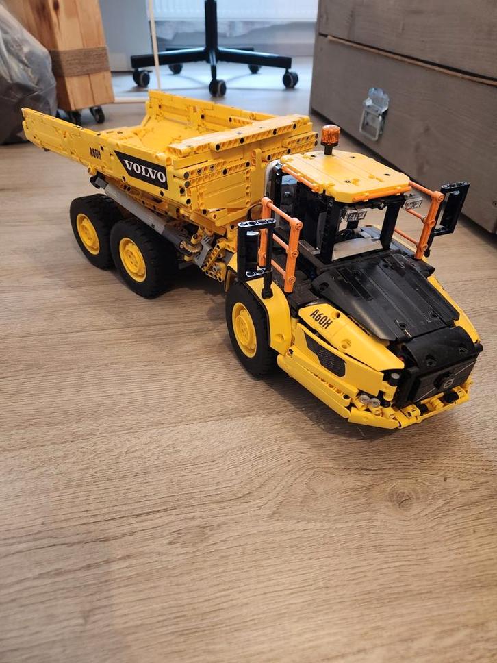 Lego Technic Volvo A60H Dumper - Complete Set, Kinderen en Baby's, Speelgoed | Duplo en Lego, Zo goed als nieuw, Lego, Complete set