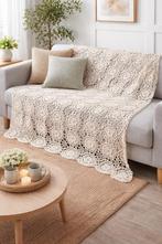Gehaakt vintage tafelkleed of bankkleed, dekentje, macrame, Ophalen of Verzenden, Zo goed als nieuw, Rechthoek, Binnen