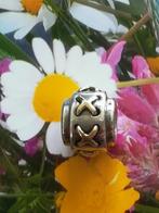 Pandora zilver met GOUDEN kruissteken. Collectors item!!, Pandora, Ophalen of Verzenden, Zo goed als nieuw, 1 bedel