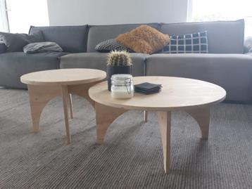 salontafeltjes van underlayment beschikbaar voor biedingen