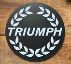 TRIUMPH   reclamebord rond  +- 24cm  kunststof, Ophalen of Verzenden, Zo goed als nieuw, Auto's