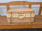 Rieten koffer, 46 x 34 x 19 cm, Hobby en Vrije tijd, Picknickmanden, Ophalen of Verzenden, Gebruikt, Zonder inhoud