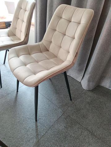 Set van 4 mooie velvet stoelen in champagne kleur beschikbaar voor biedingen