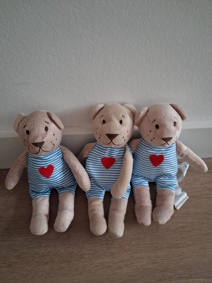 Knuffels Ikea Fabler Bjorn 3x beer hartje L555, Kinderen en Baby's, Speelgoed | Knuffels en Pluche, Zo goed als nieuw, Beer, Ophalen of Verzenden