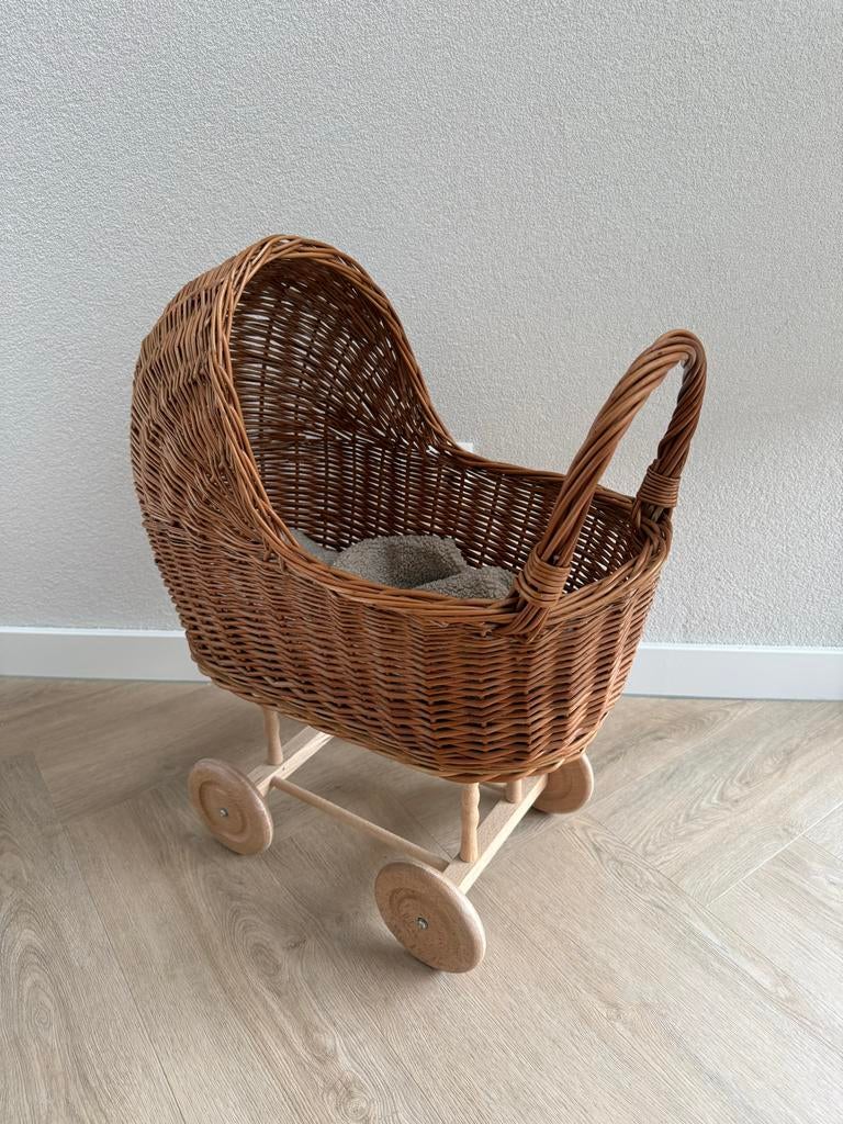 Rieten Kinderwagen voor Poppen, Kinderen en Baby's, Ophalen, Zo goed als nieuw, Babypop