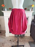 Rinascimento rode tulp rok L / 40 gratis verzenden in NL, Kleding | Dames, Verzenden, Zo goed als nieuw, Knielengte, Rood