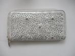Portemonnee met studs, Oosterveldweg 15, 7274 DZ, Gebruikt, Verzenden, Wit