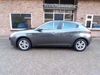 Alfa Romeo Giulietta 1.4 T Distinctive, Auto's, Alfa Romeo, Voorwielaandrijving, Euro 5, Stof, Gebruikt