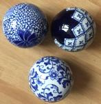 Porseleinen ballen in blauw en wit, grote ballen decoratie, Ophalen of Verzenden, Zo goed als nieuw, Porselein, Overige stijlen