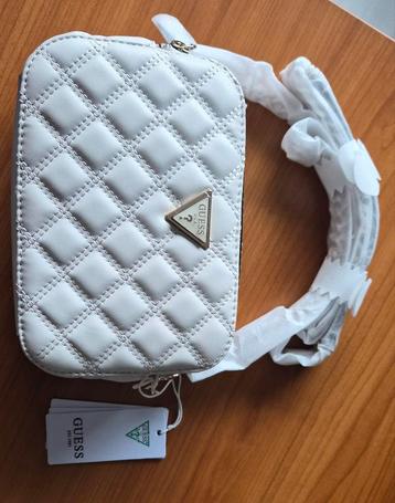 Nieuwe Guess Tas  beschikbaar voor biedingen
