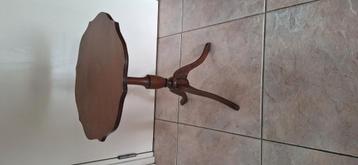 Leuk houten vintage barok bijzettafeltje tafel bijzet beschikbaar voor biedingen