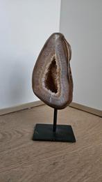 Agaat geode op standaard, Ophalen, Mineraal