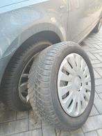 Winterbanden 205/55 R16 Skoda Octavia, Auto-onderdelen, Banden en Velgen, Ophalen, 16 inch, Banden en Velgen, 205 mm