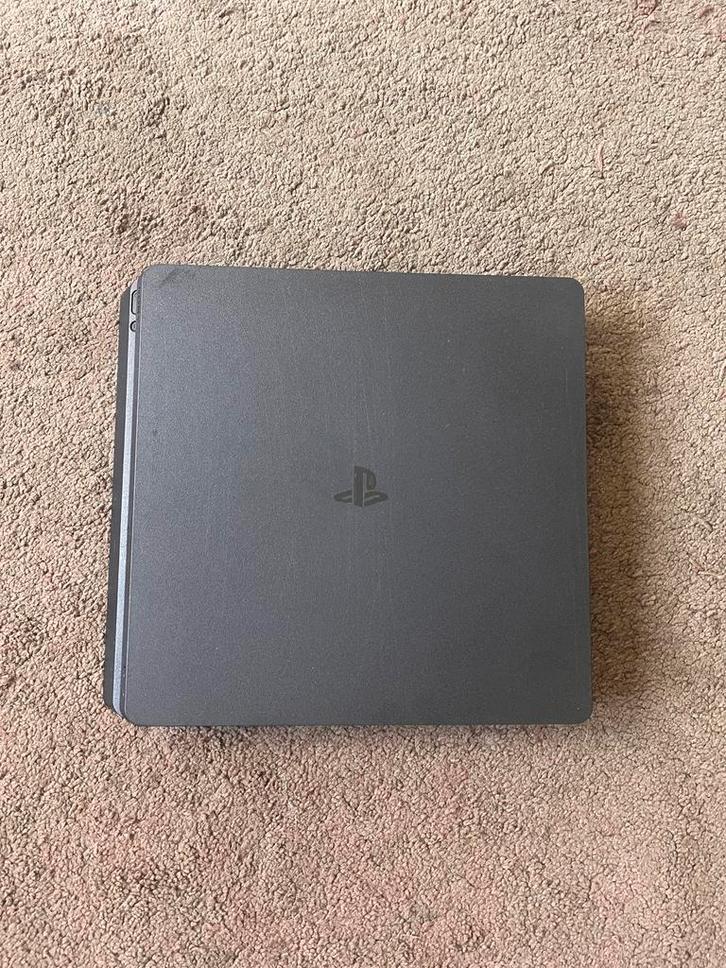 PS4 500GB, Spelcomputers en Games, Spelcomputers | Sony PlayStation 4, Gebruikt, Original, 500 GB, Met 2 controllers, Met games