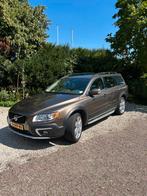 Volvo XC70 2.4D D5 158KW AWD Aut6 2014 Bruin, Automaat, 1698 kg, XC70, Diesel