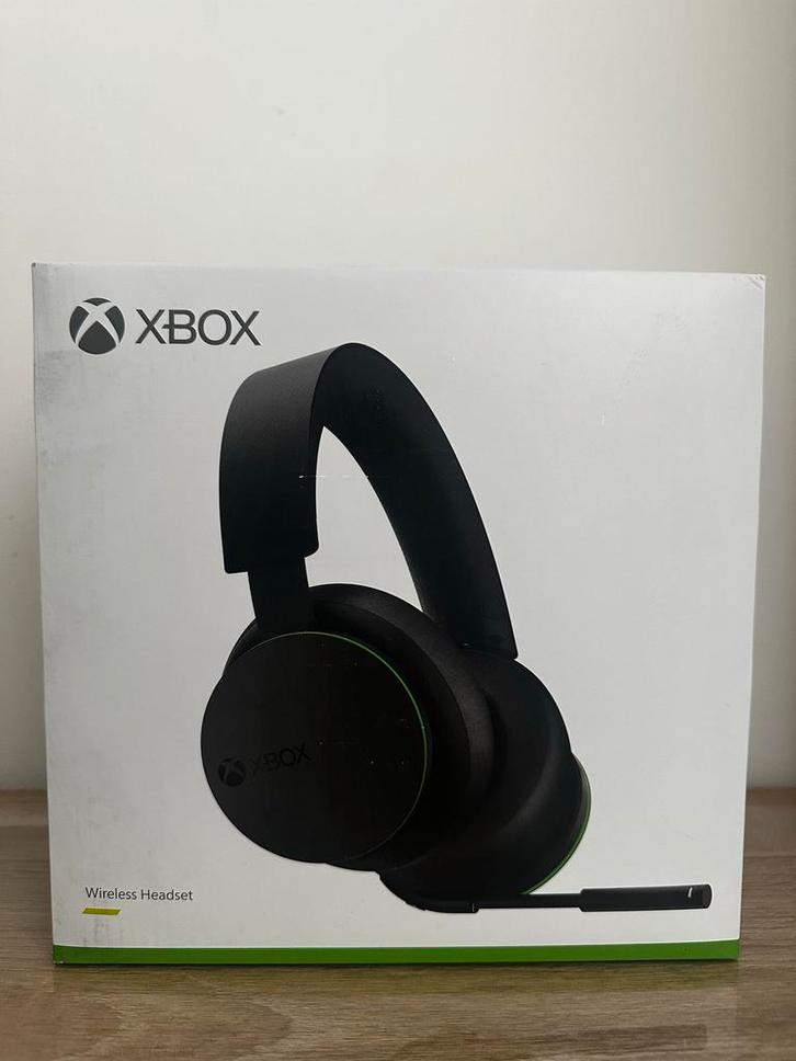 Xbox Series X wireless headset, Spelcomputers en Games, Spelcomputers | Overige Accessoires, Zo goed als nieuw, Ophalen of Verzenden
