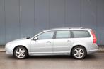 Volvo V70 2.5T Momentum Leer/Parkeersensor/Trekhaak/Apk 06-2, Voorwielaandrijving, Zwart, 1573 kg, 2521 cc