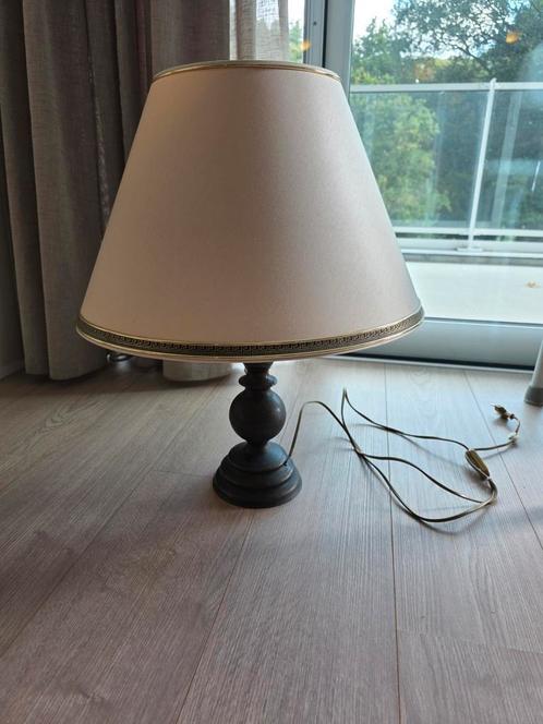 Tafellamp met beige kap, Antiek en Kunst, Antiek | Lampen, Ophalen