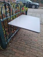 Handig balkontafeltje - inklapbaar!, Tuin en Terras, Ophalen of Verzenden, Gebruikt, Vierkant, Metaal