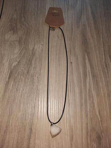 Kadotip! Stenen hanger  beschikbaar voor biedingen