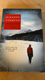 Suzanne Vermeer - Zwarte piste, Boeken, Thrillers, Suzanne Vermeer, Ophalen of Verzenden, Zo goed als nieuw, Nederland