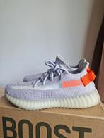 Adidas Yeezy Boost V2 350 Tail light maat 38, Kleding | Heren, Schoenen, Ophalen of Verzenden, Nieuw, Overige kleuren