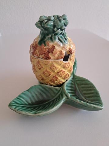 Vintage Majolica Mosterdpotje Ananas beschikbaar voor biedingen